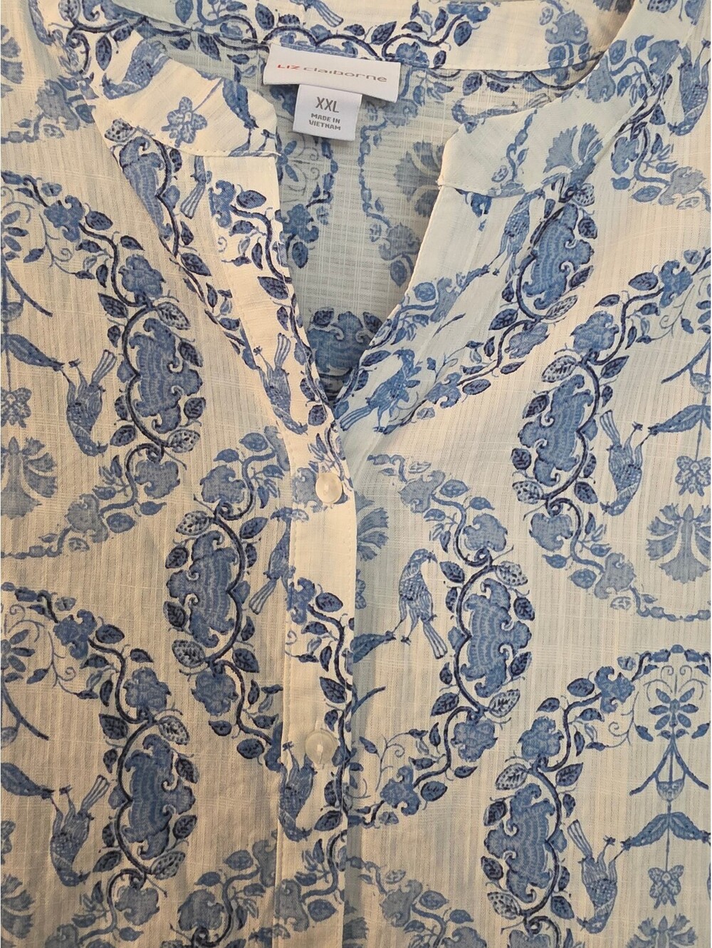 Liz Claiborne XXL White and Blue Floral Button-Up Blouse - Picture 4 of 8
